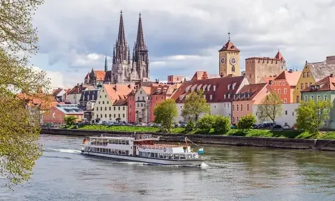 Schwimmbadreinigung in Regensburg
